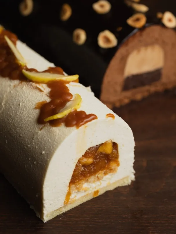 Bûche pomme caramélisée et bûche chocolat-noisette Urban Bakery, Noël 2024